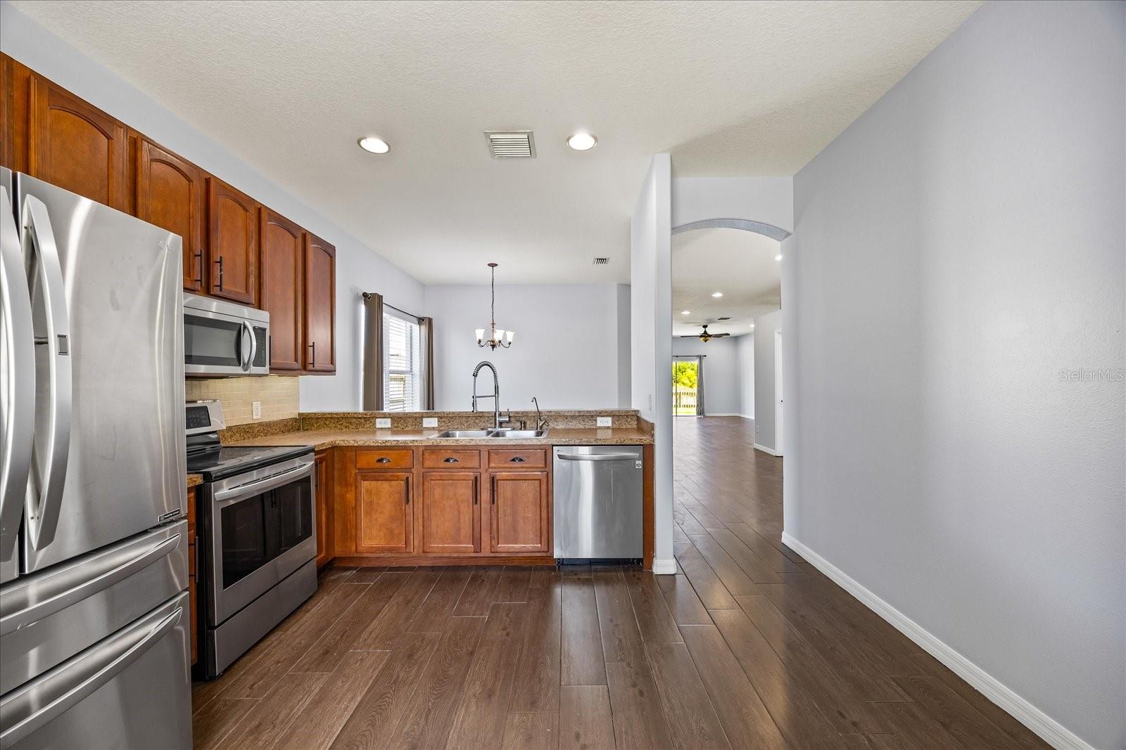 Image 10 of 42 For 3406 Pearl Dove Lane