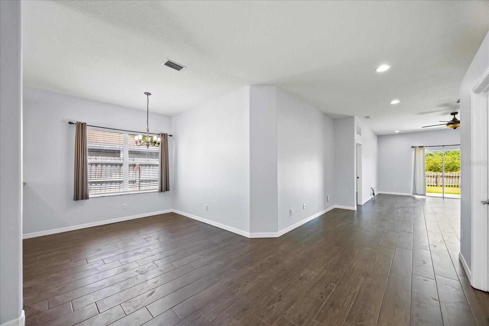 Image 6 of 42 For 3406 Pearl Dove Lane