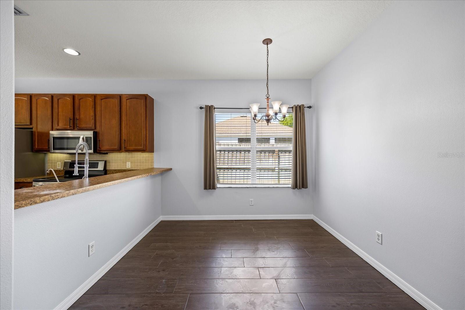Image 7 of 42 For 3406 Pearl Dove Lane