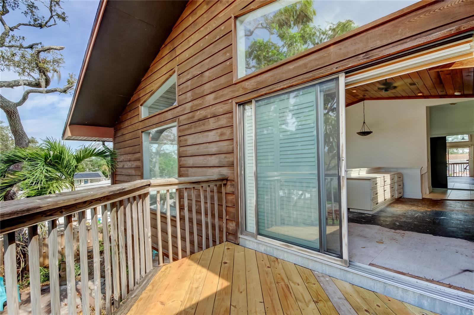 Image 37 of 43 For 919 Sandpiper Way S