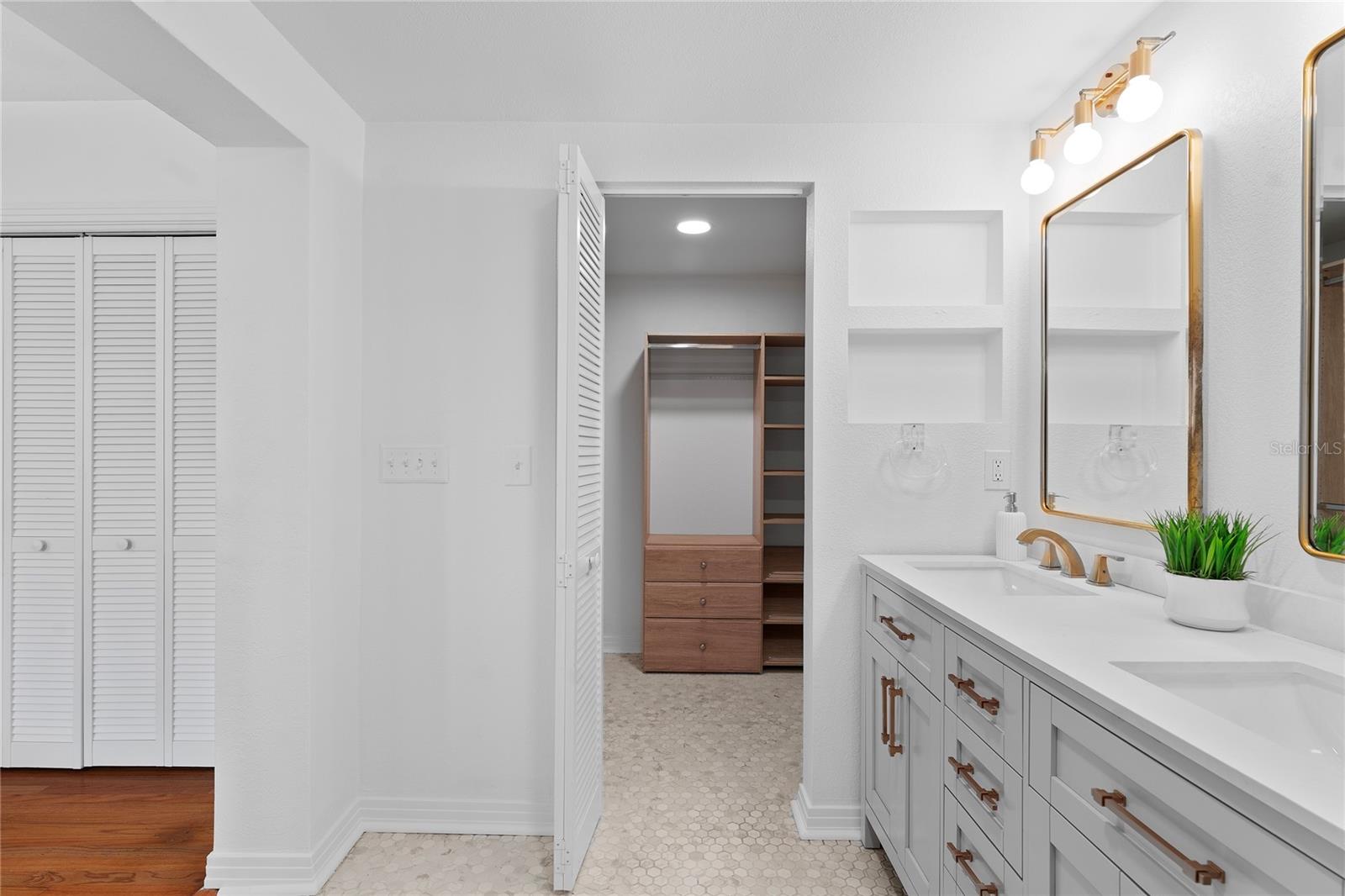 Listing photo id 29 for 1016 Kentucky Avenue