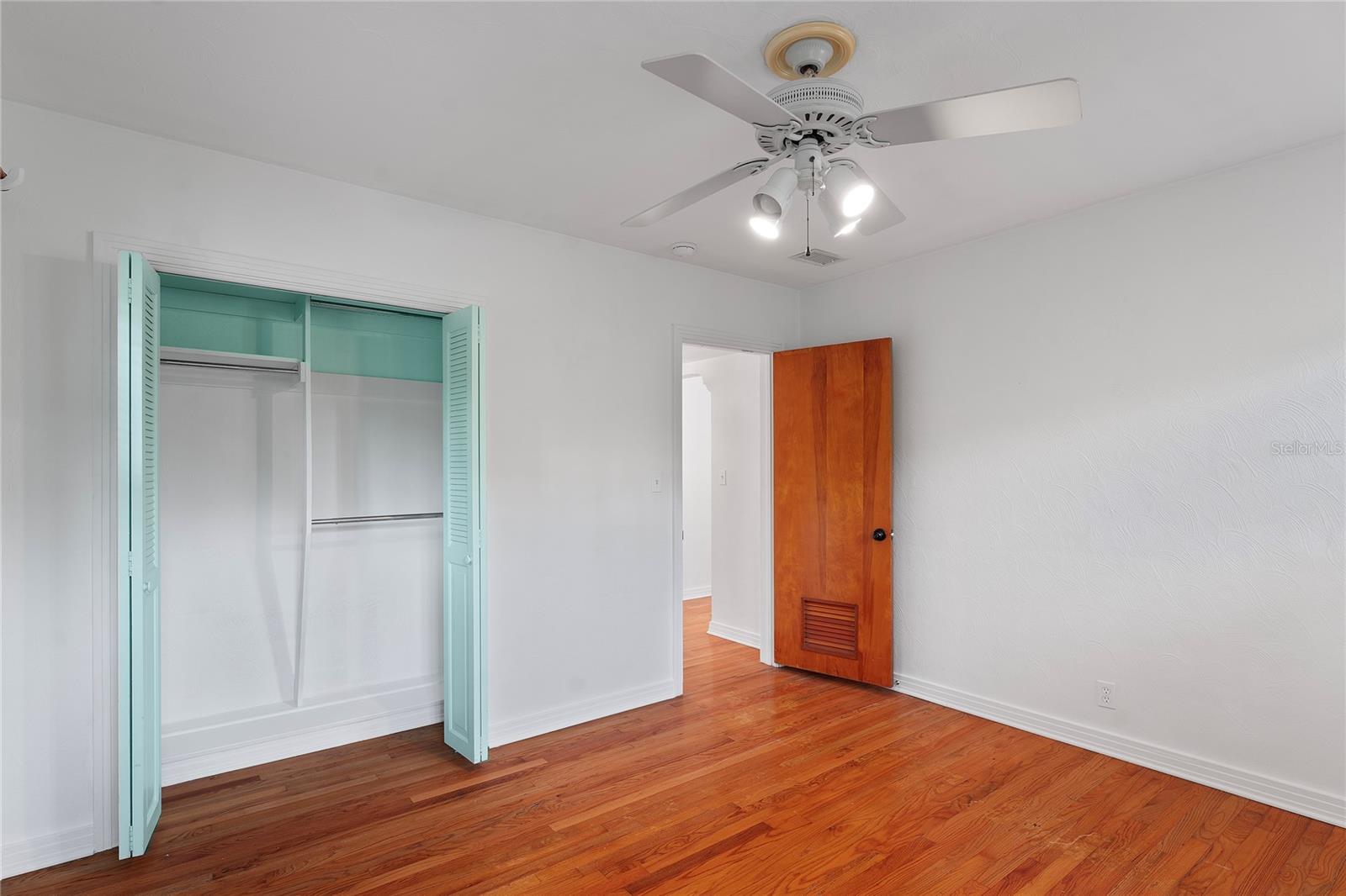 Listing photo id 33 for 1016 Kentucky Avenue