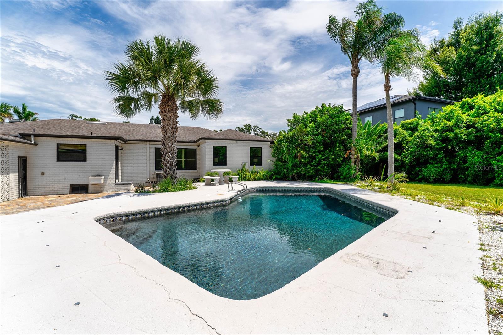 Listing photo id 43 for 1016 Kentucky Avenue