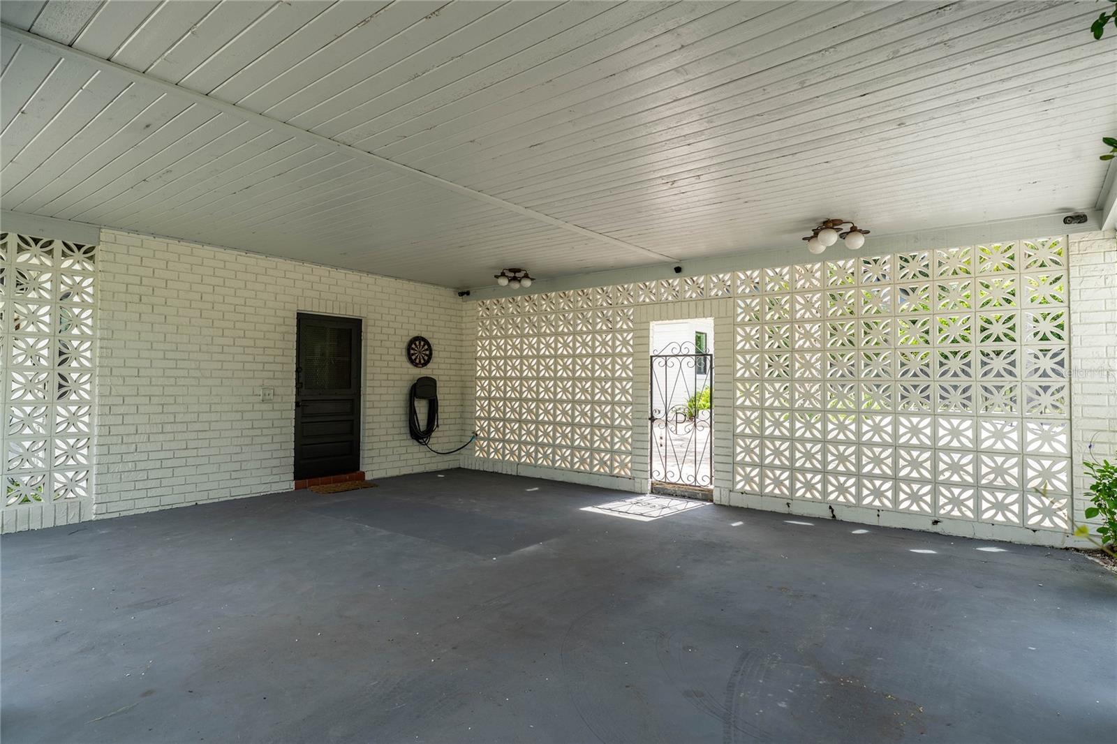 Listing photo id 46 for 1016 Kentucky Avenue