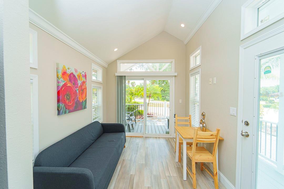 Image 31 of 64 For 6853 Amanda Vista Circle
