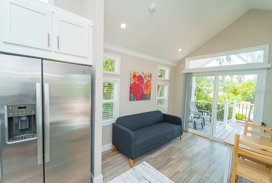 Image 32 of 64 For 6853 Amanda Vista Circle