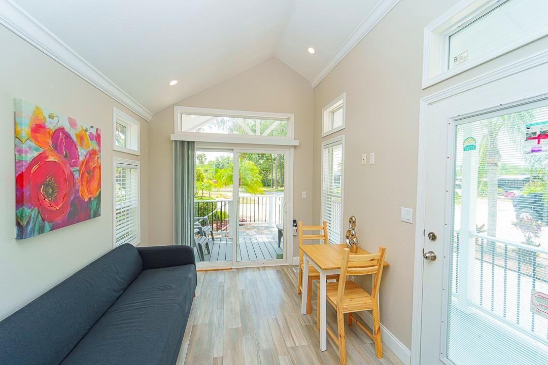 Image 33 of 64 For 6853 Amanda Vista Circle