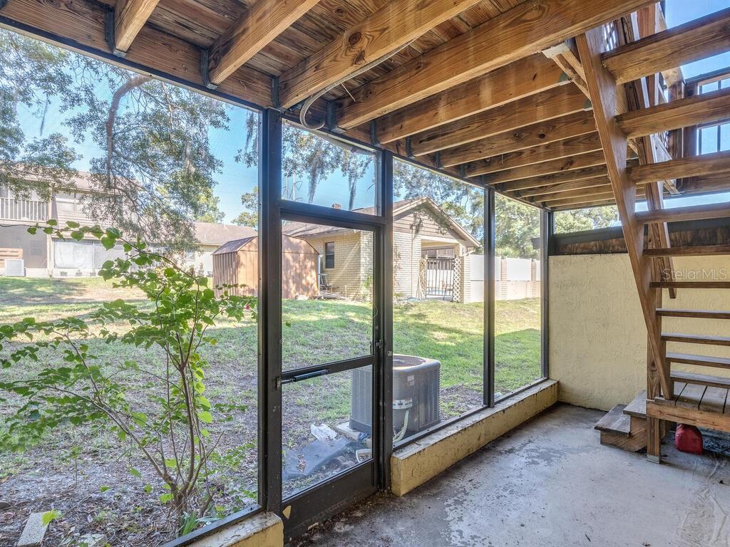 Image 17 of 20 For 533 Curlew Place 533