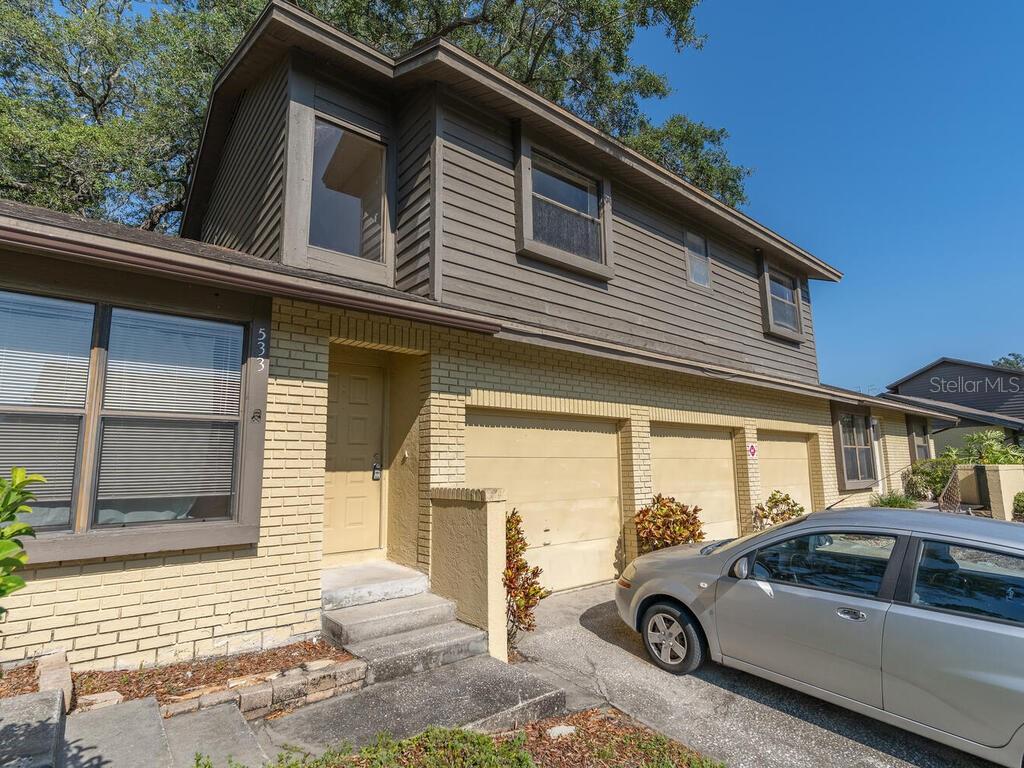 Image 2 of 20 For 533 Curlew Place 533