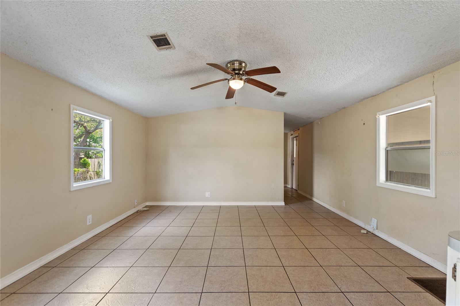 Image 12 of 39 For 11940 Terra Ceia Avenue