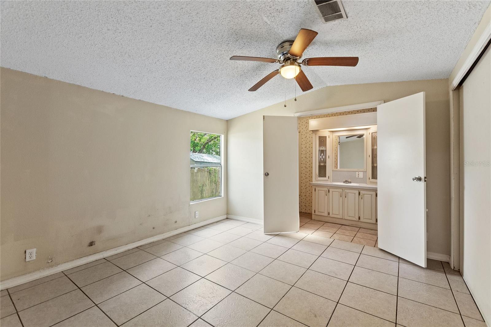 Image 21 of 39 For 11940 Terra Ceia Avenue