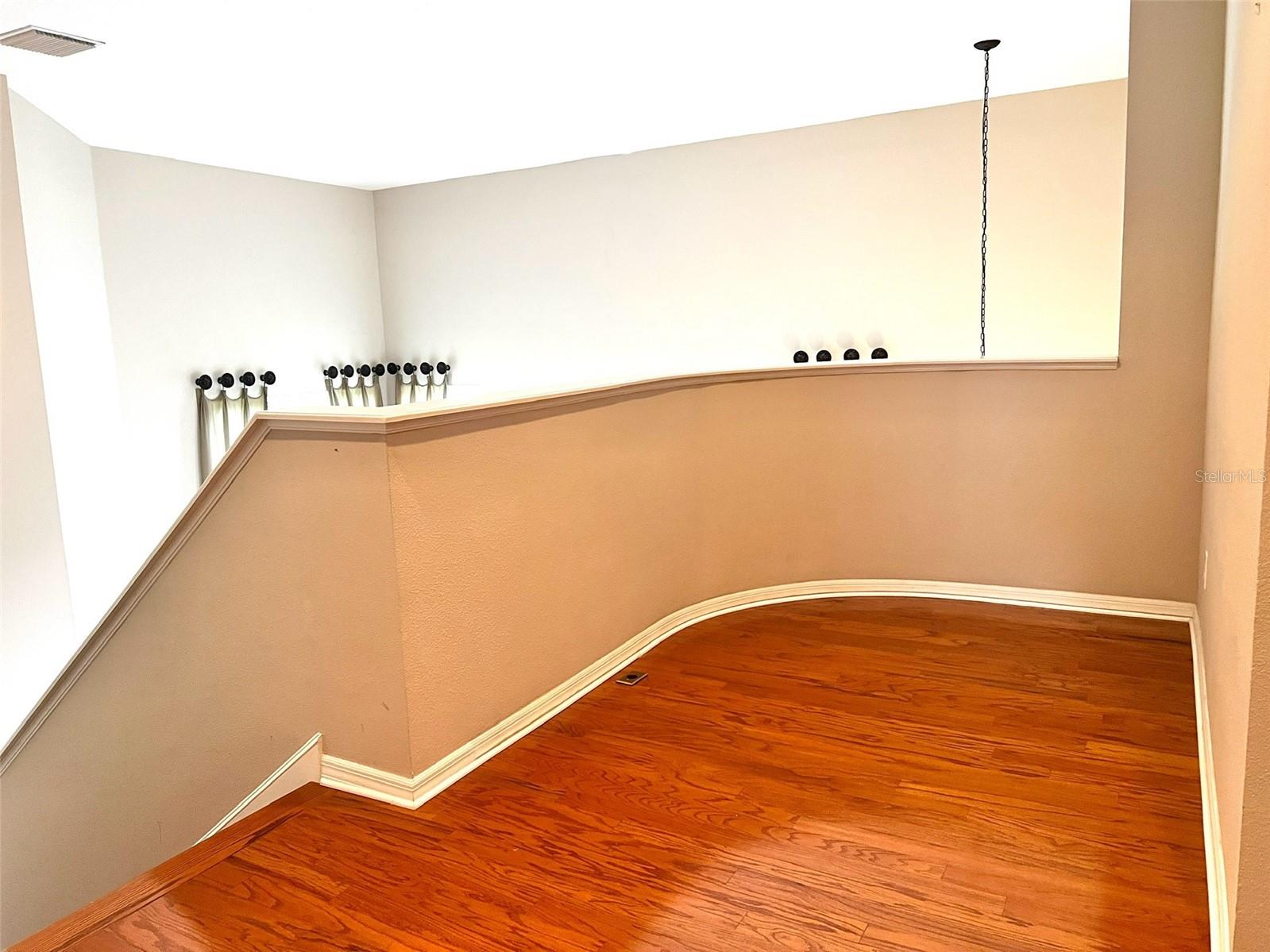 Image 16 of 45 For 9524 Greenpointe Drive
