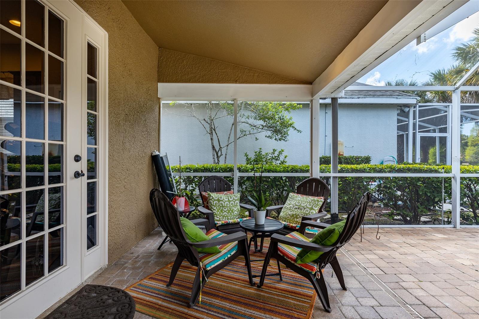 Image 36 of 45 For 9524 Greenpointe Drive