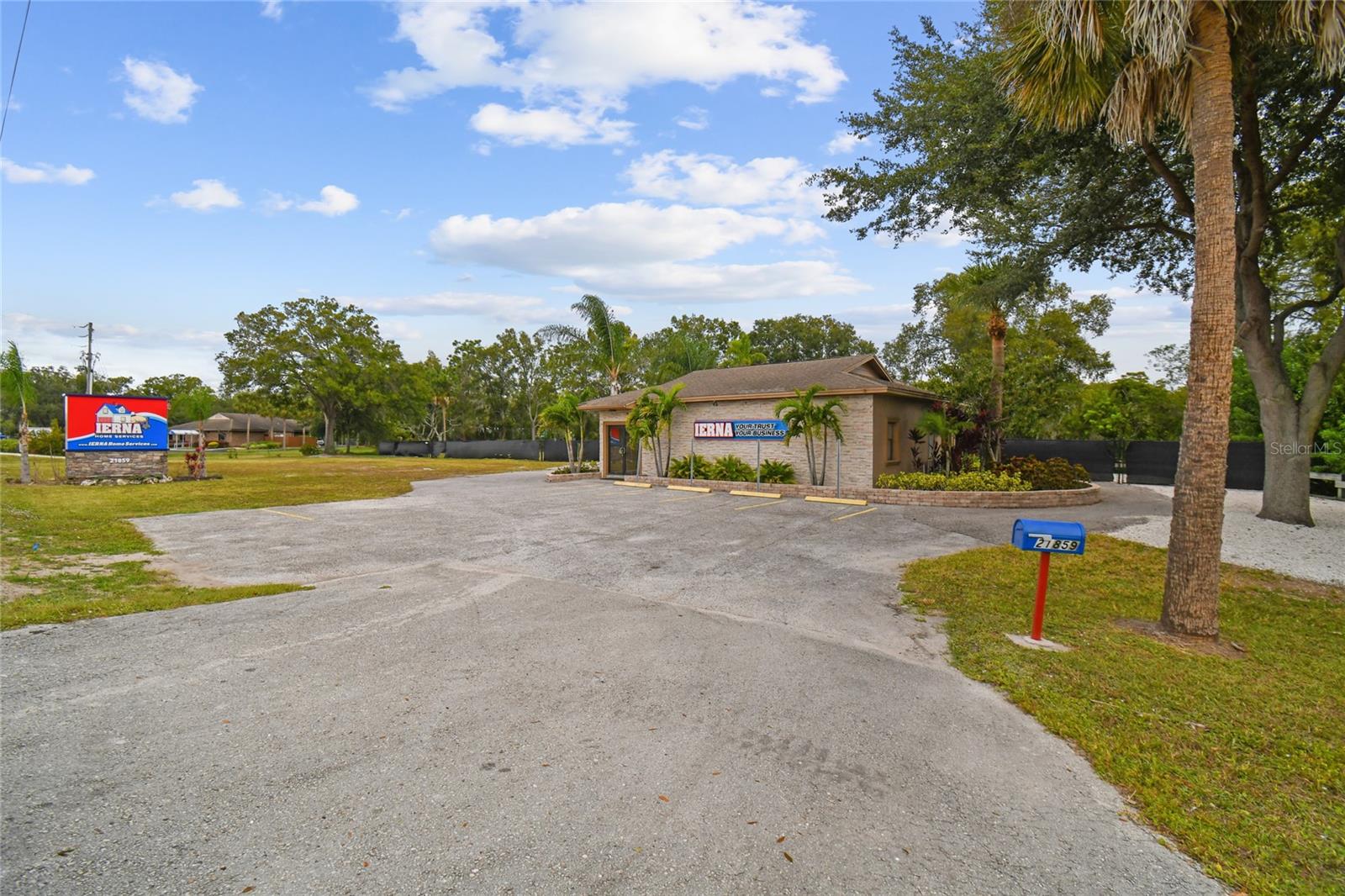 Details for 21859 State Road 54, LUTZ, FL 33549