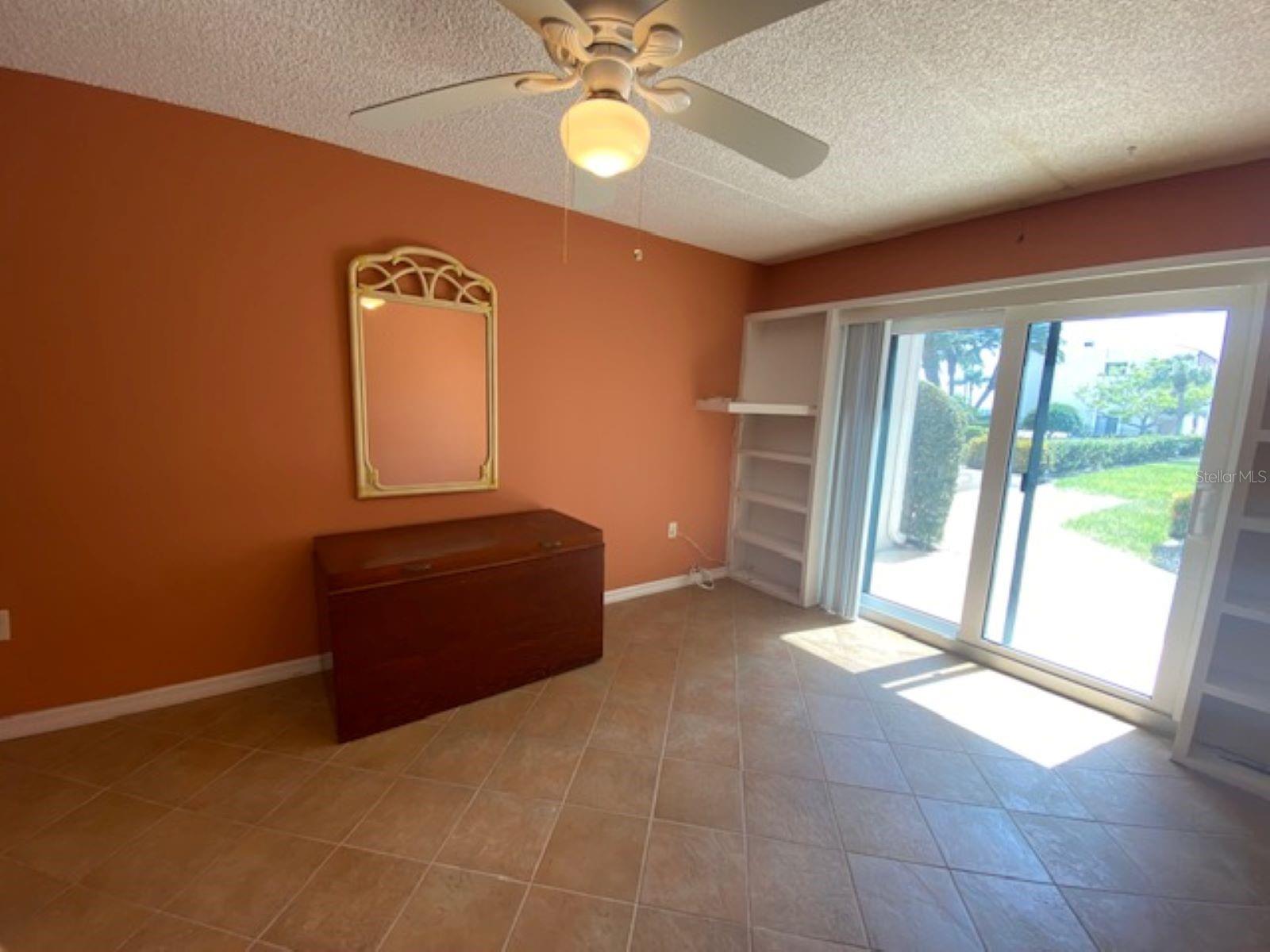 Image 12 of 44 For 845 Gulfview Boulevard 107