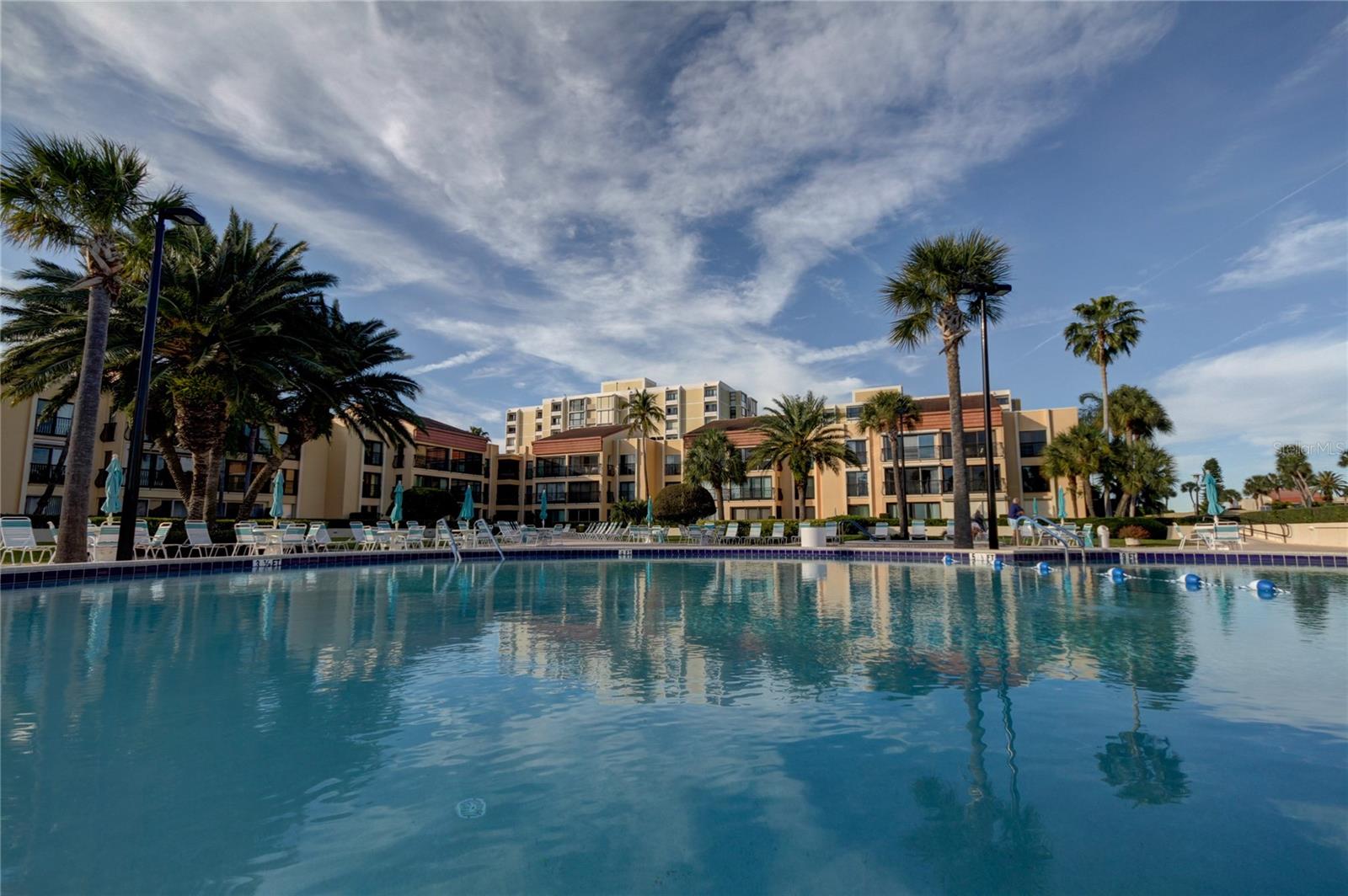 Image 23 of 44 For 845 Gulfview Boulevard 107
