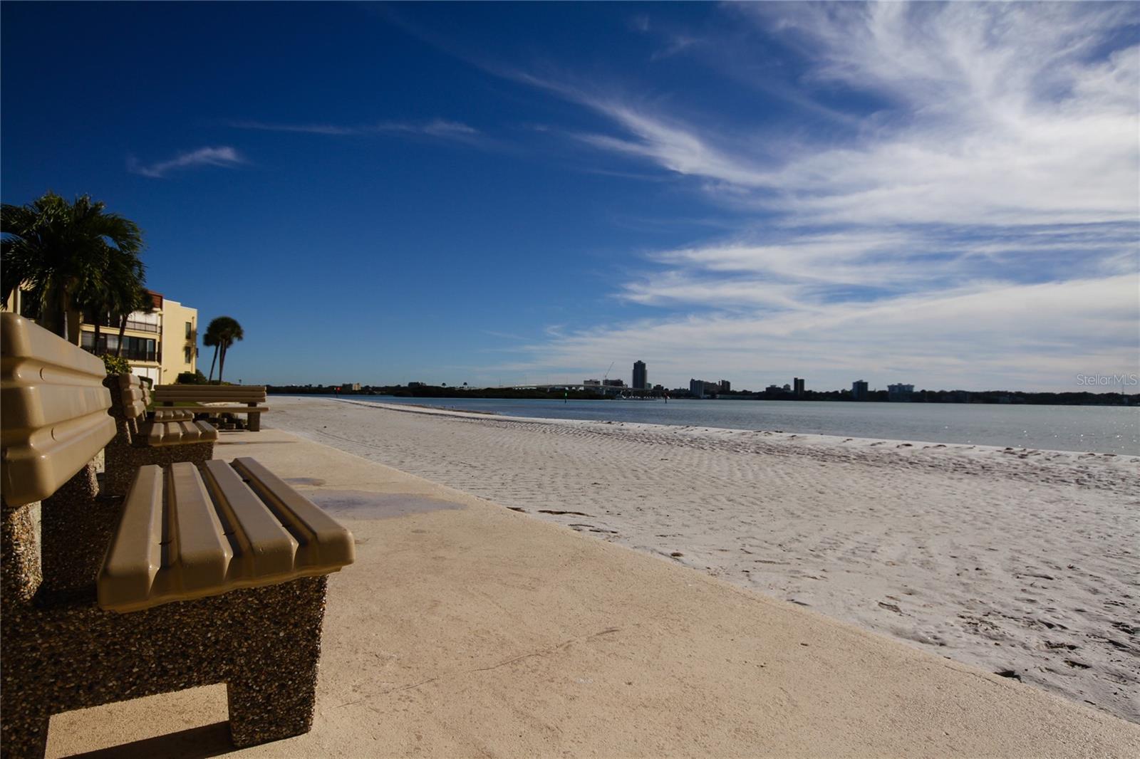 Image 43 of 44 For 845 Gulfview Boulevard 107