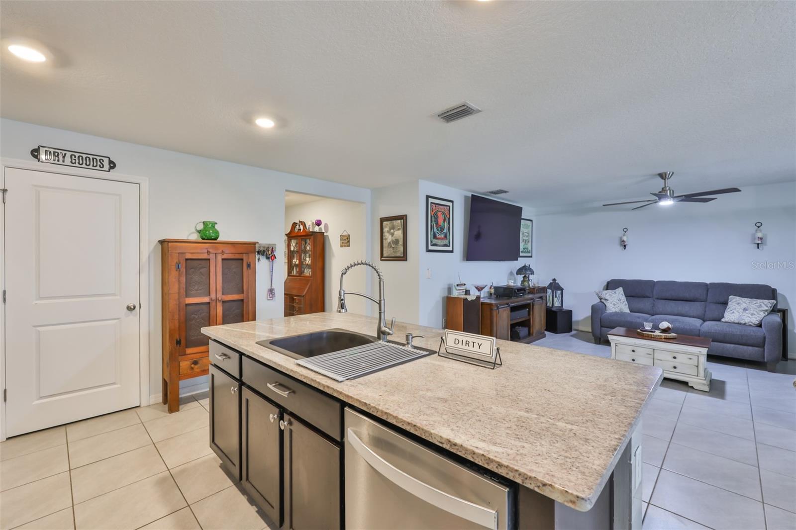 Image 11 of 46 For 16704 Sunburst Lake Street