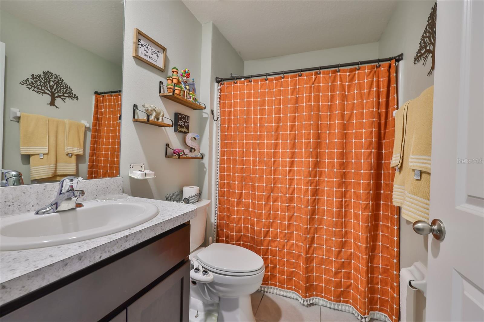 Image 36 of 46 For 16704 Sunburst Lake Street
