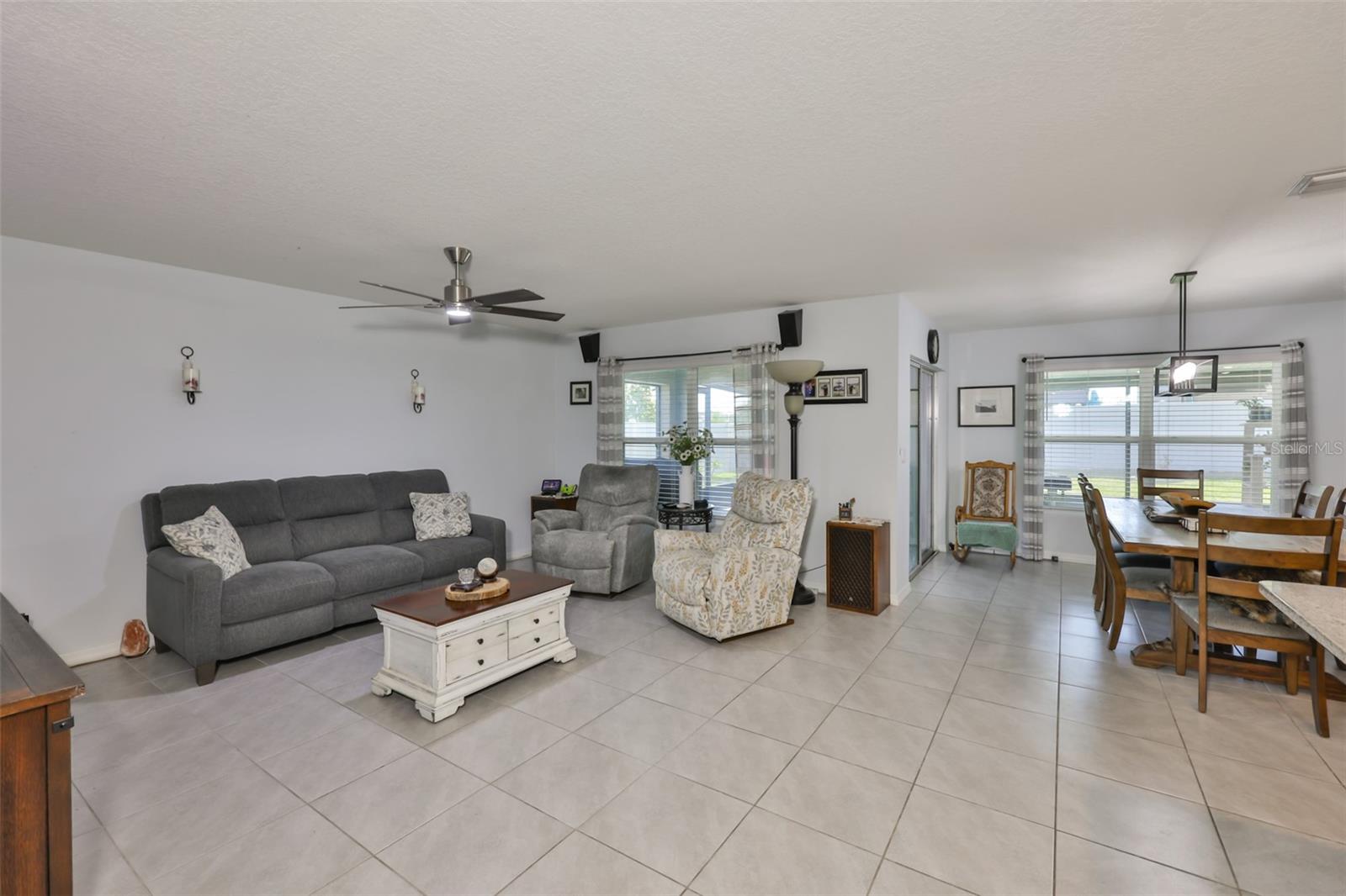 Image 5 of 46 For 16704 Sunburst Lake Street