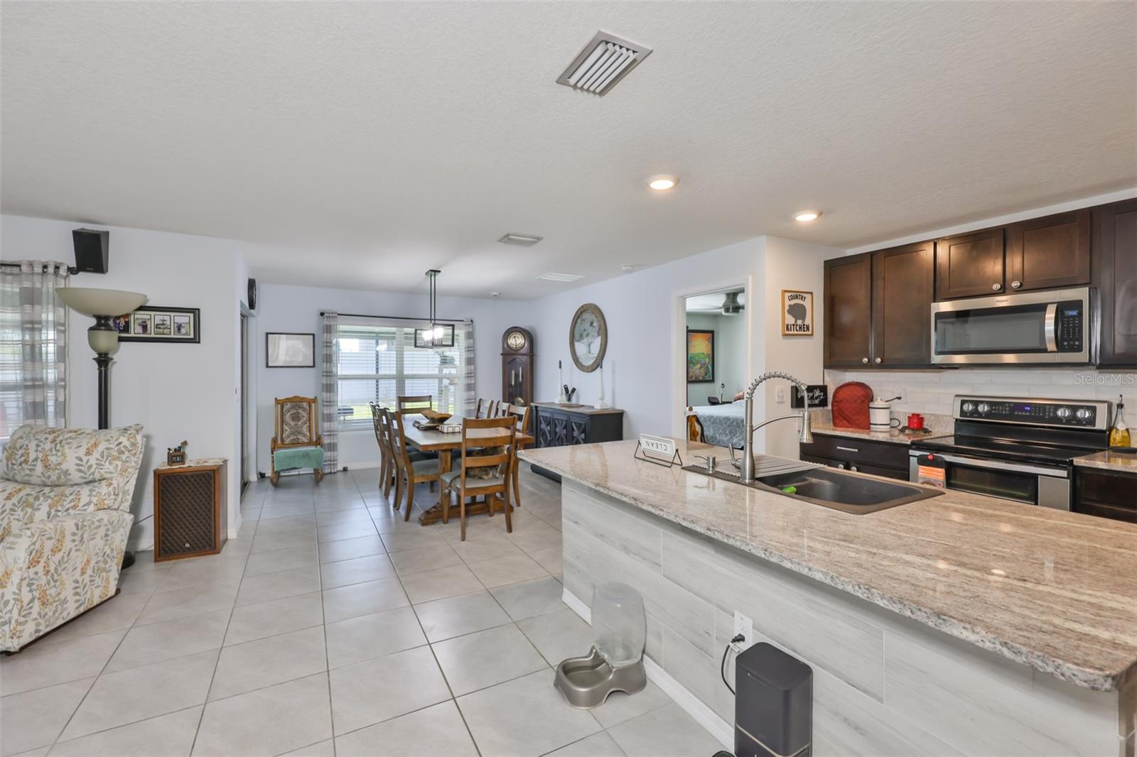 Image 7 of 46 For 16704 Sunburst Lake Street