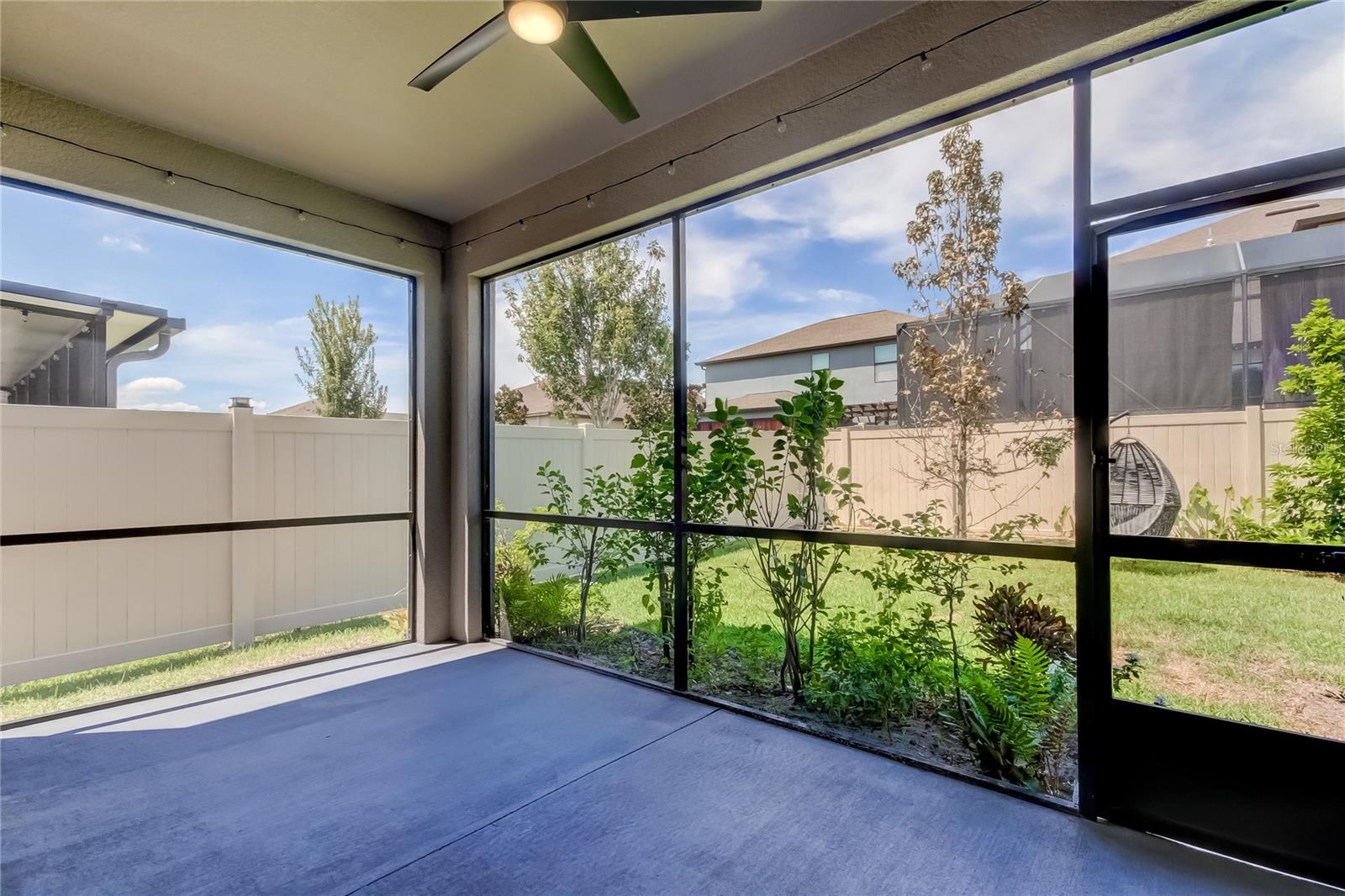 Image 21 of 22 For 11024 Little Blue Heron Drive
