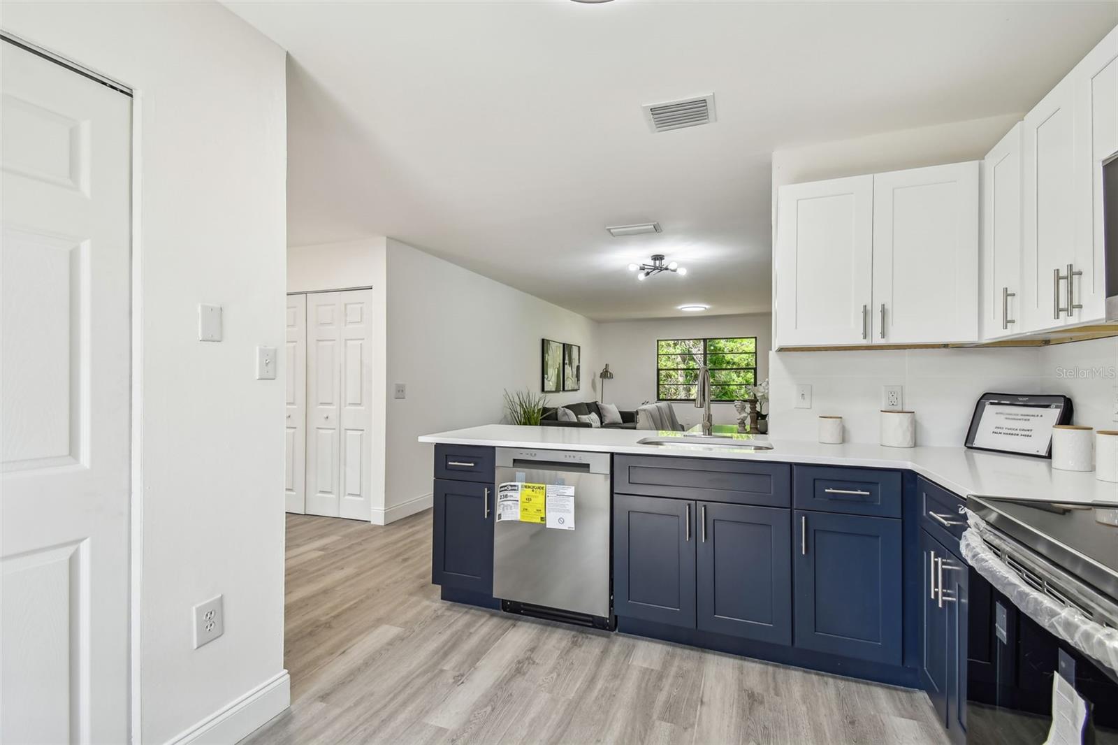Image 22 of 65 For 2953 Yucca Court
