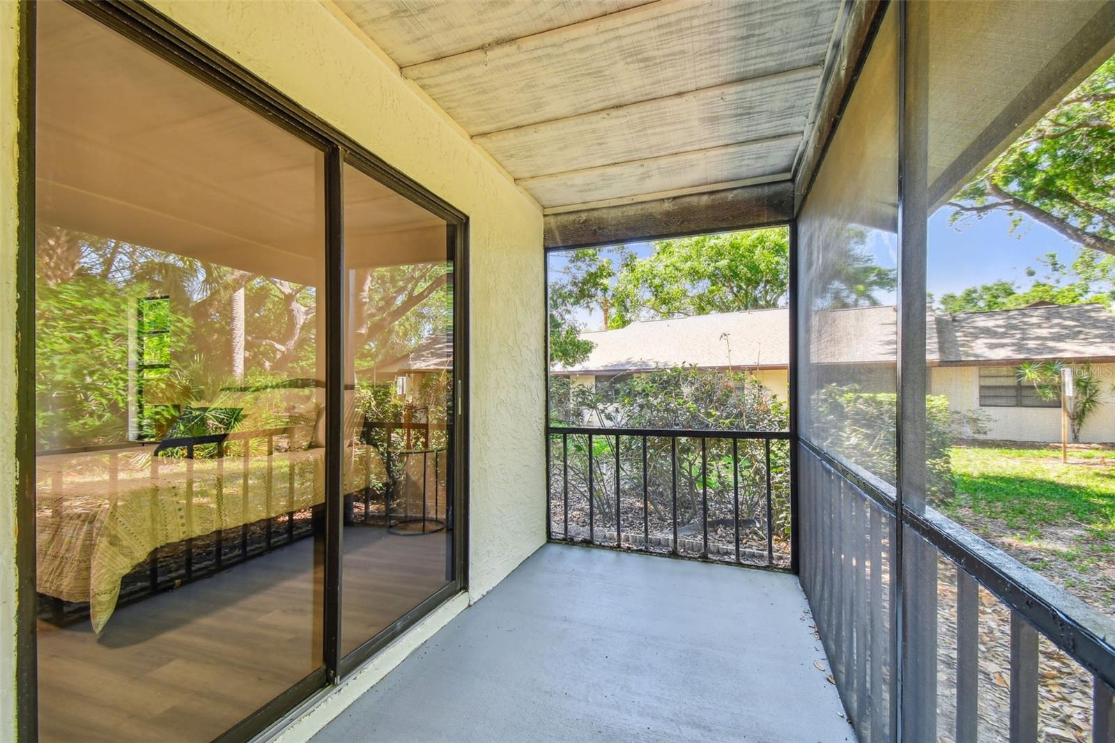 Image 45 of 65 For 2953 Yucca Court
