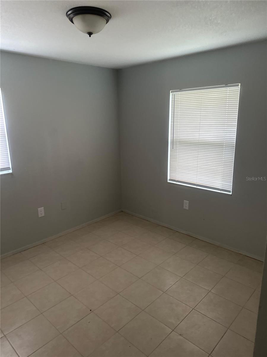 Image 10 of 17 For 520 Avenue B #a-b
