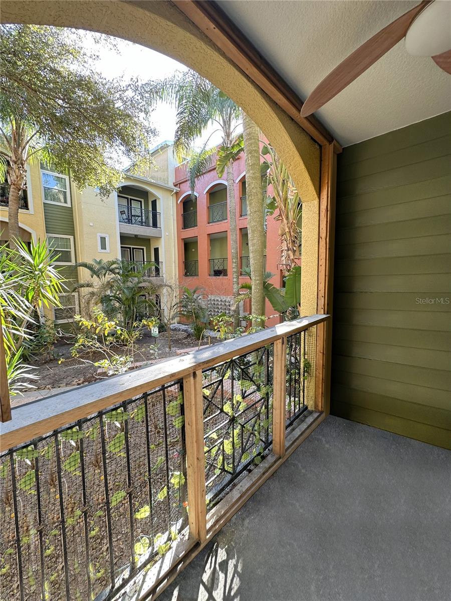 Image 15 of 24 For 1810 Palm Avenue 1113