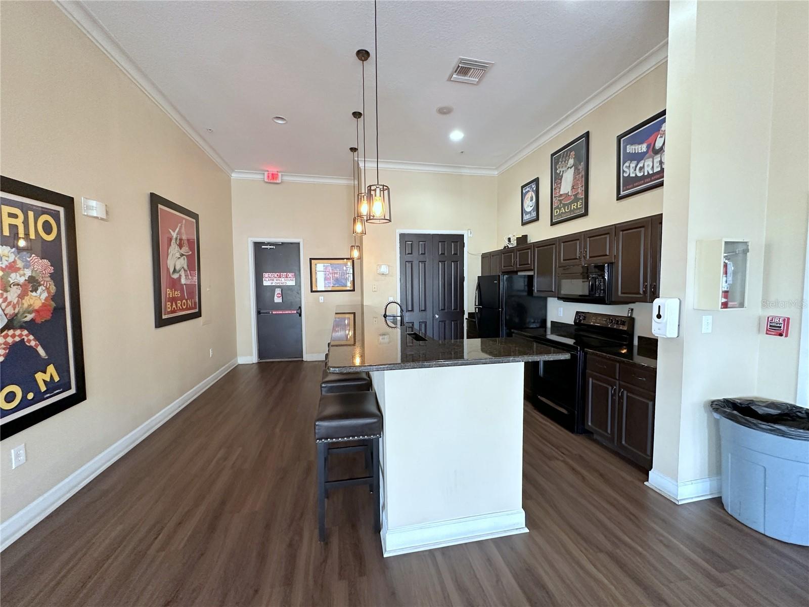 Image 20 of 24 For 1810 Palm Avenue 1113
