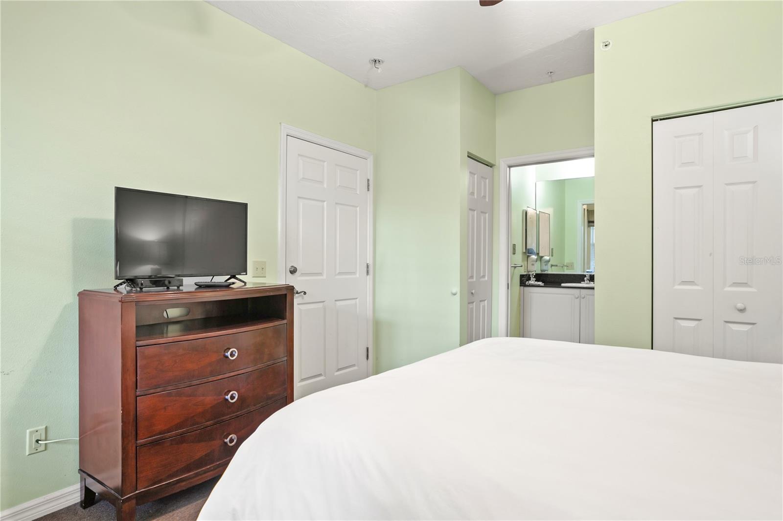 Image 32 of 51 For 3506 54th Drive W 108