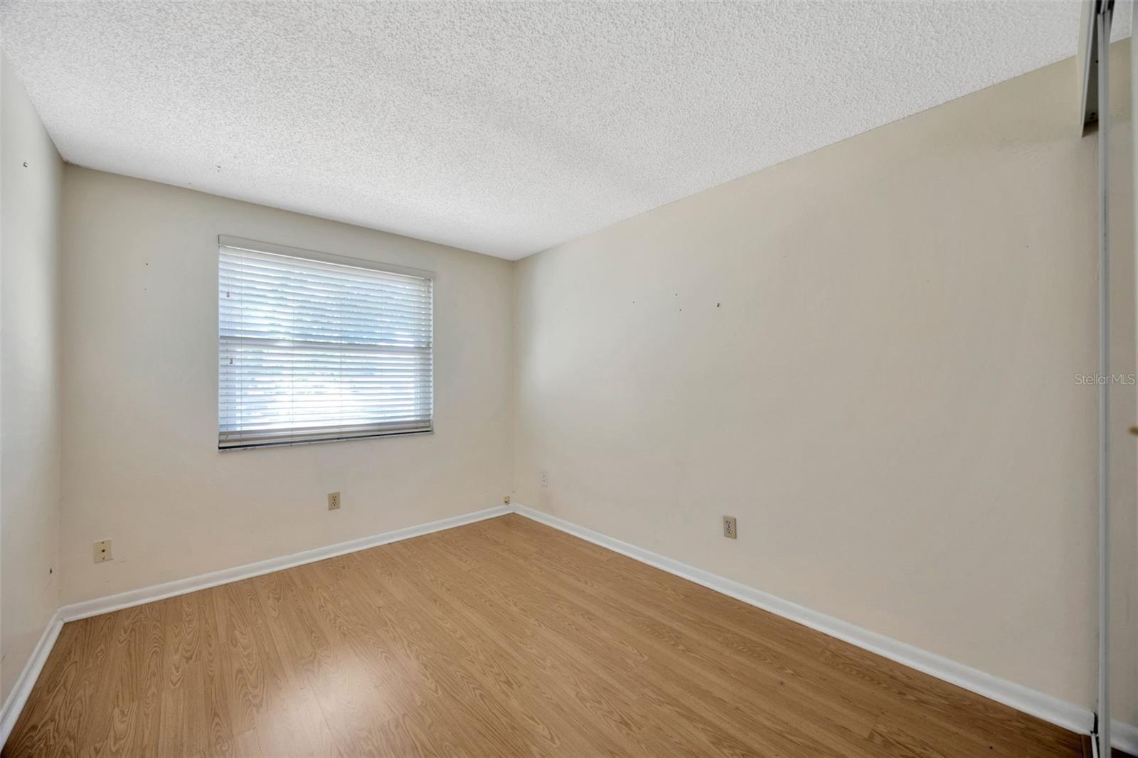 Image 20 of 34 For 4012 Woodacre Lane