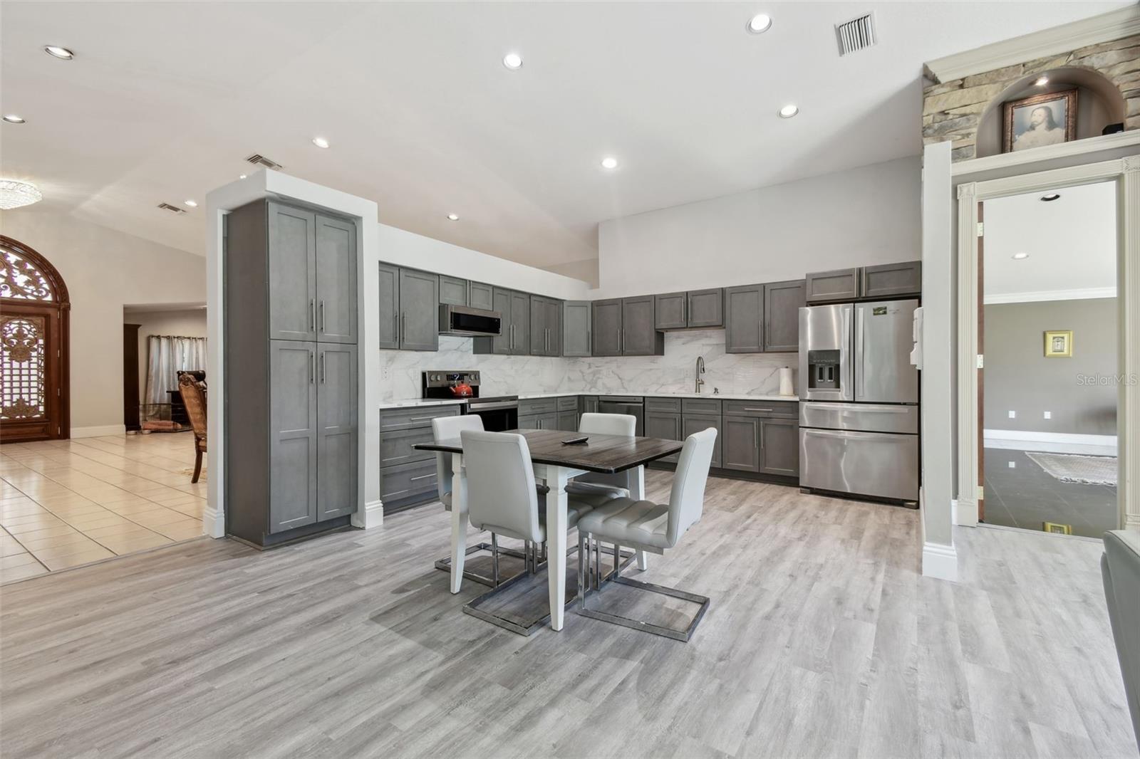 Image 15 of 64 For 3238 Cullendale Drive