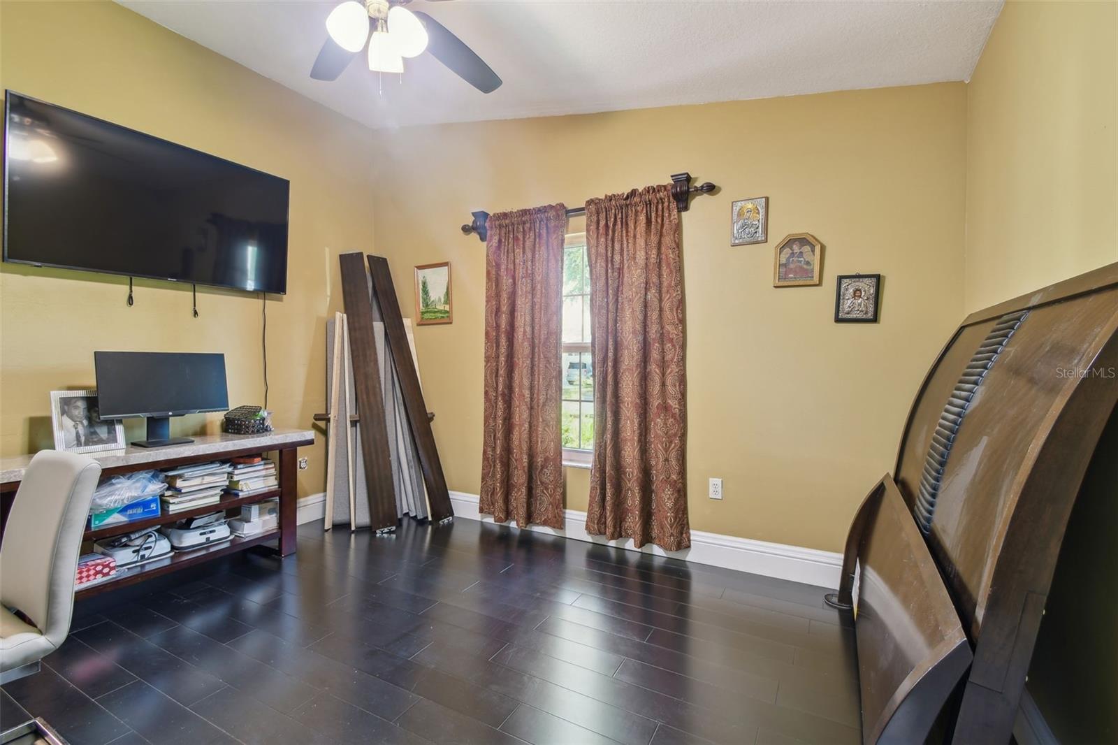 Image 28 of 64 For 3238 Cullendale Drive