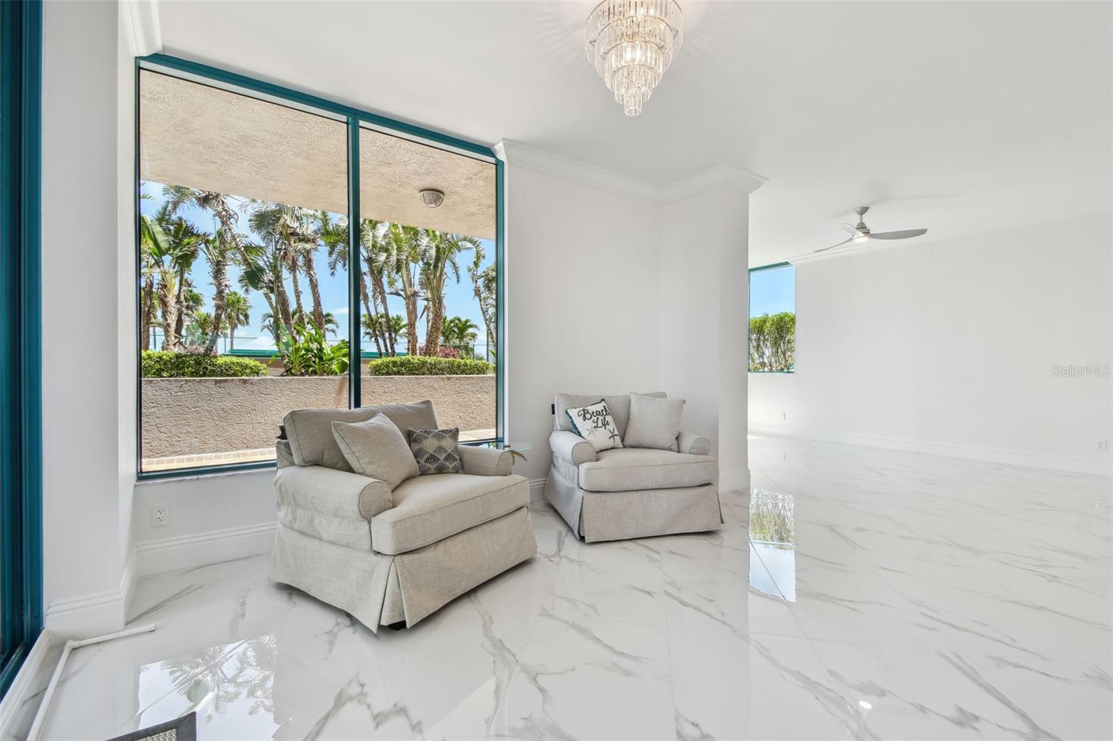 Image 14 of 100 For 1560 Gulf Boulevard 306