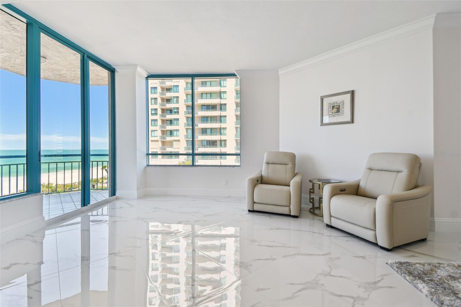 Image 36 of 100 For 1560 Gulf Boulevard 306