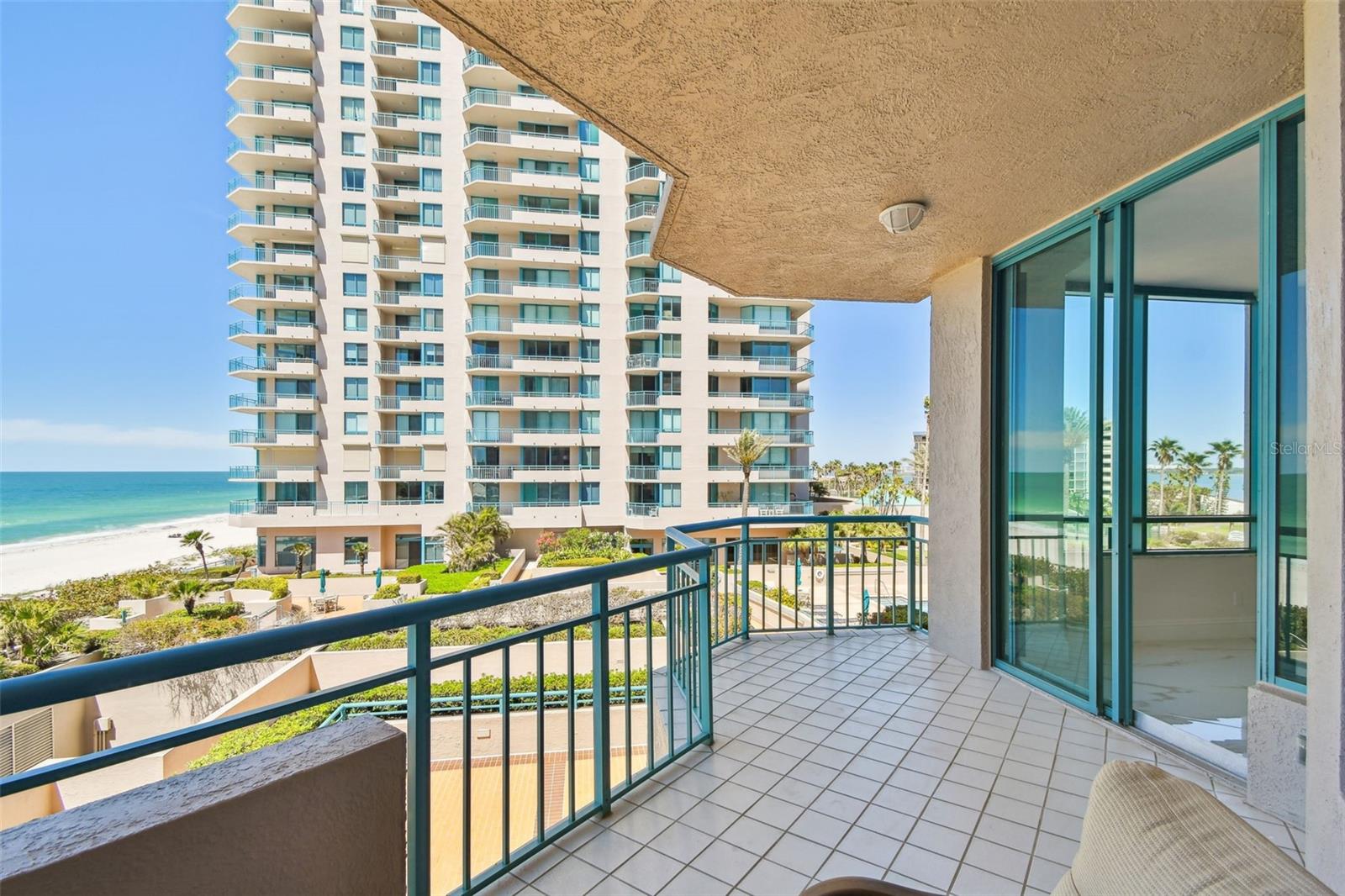 Image 53 of 100 For 1560 Gulf Boulevard 306