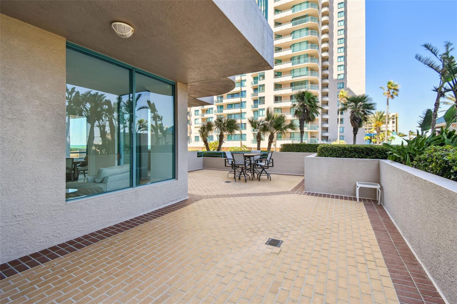 Image 57 of 100 For 1560 Gulf Boulevard 306