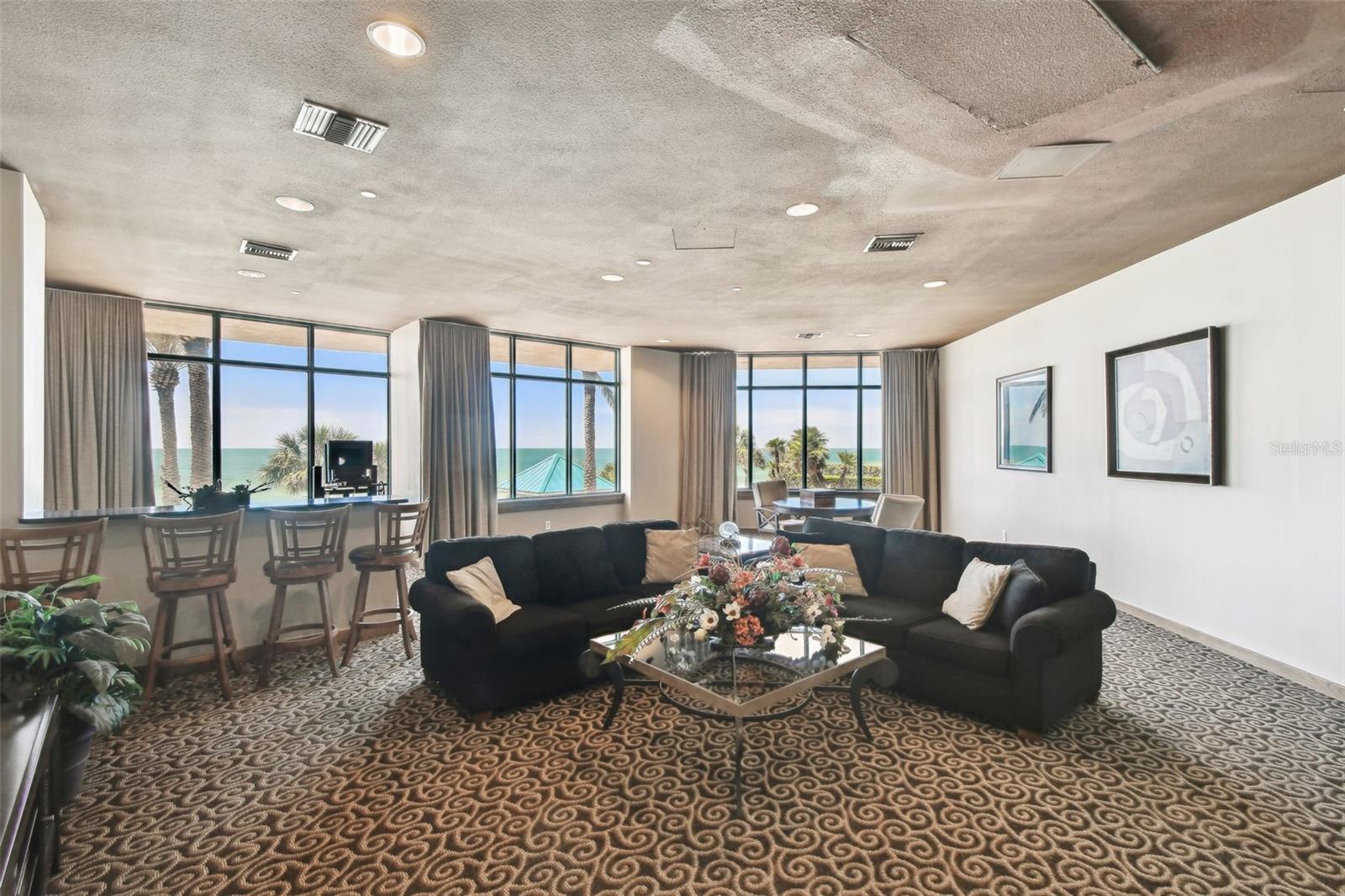 Image 62 of 100 For 1560 Gulf Boulevard 306