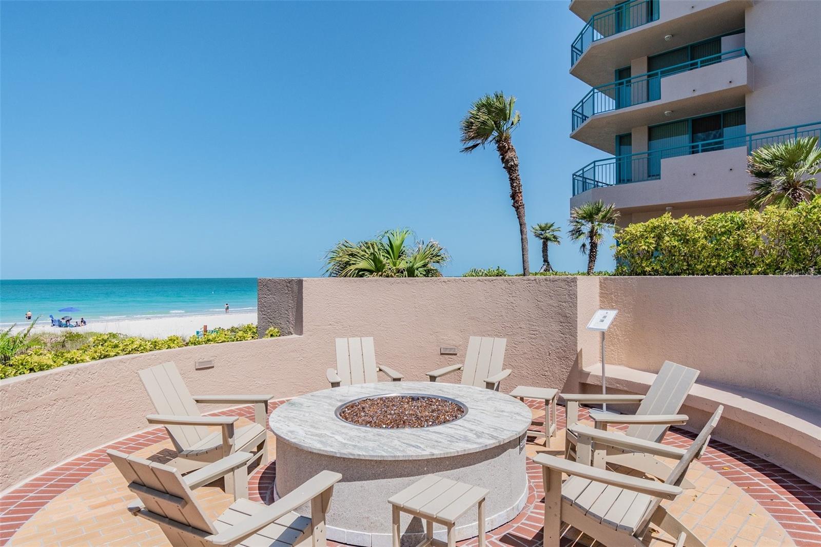 Image 81 of 100 For 1560 Gulf Boulevard 306