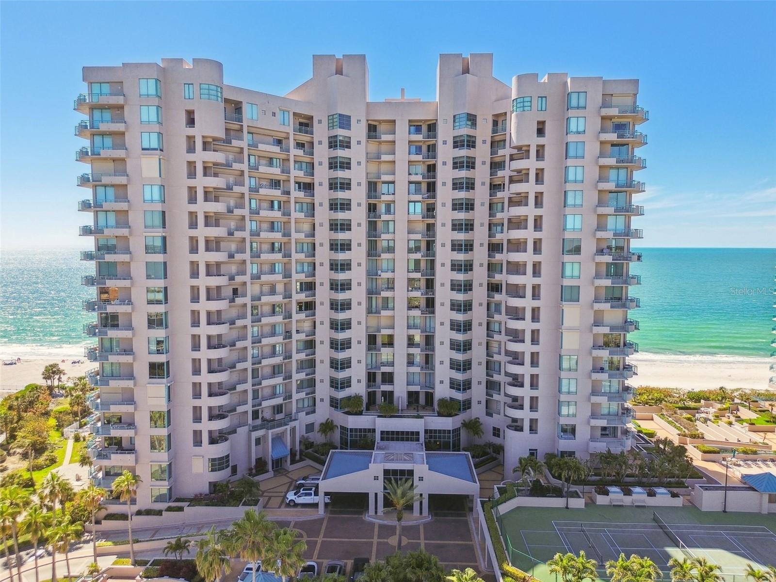 Image 86 of 100 For 1560 Gulf Boulevard 306