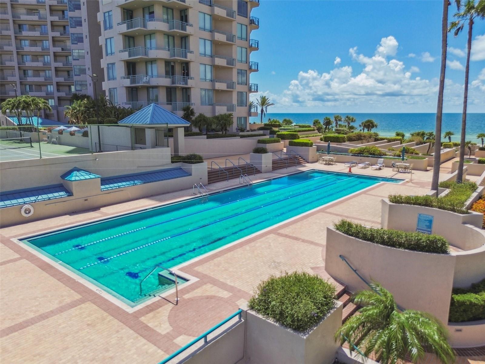 Image 95 of 100 For 1560 Gulf Boulevard 306