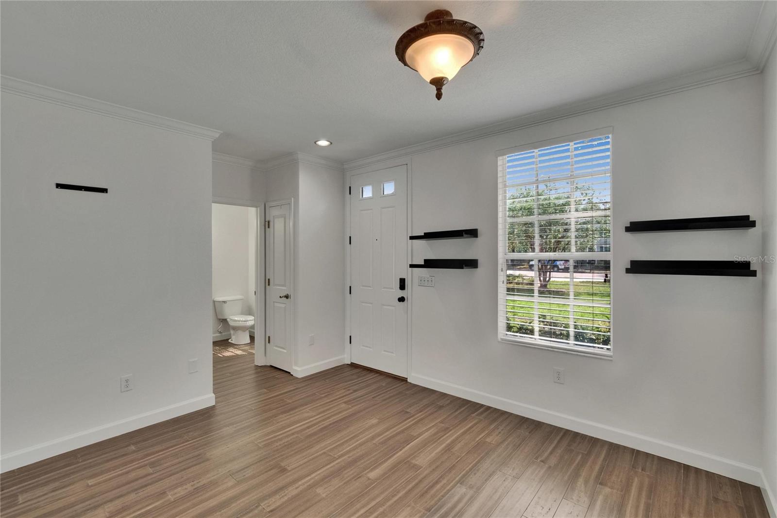Image 11 of 55 For 9506 Harpender Way