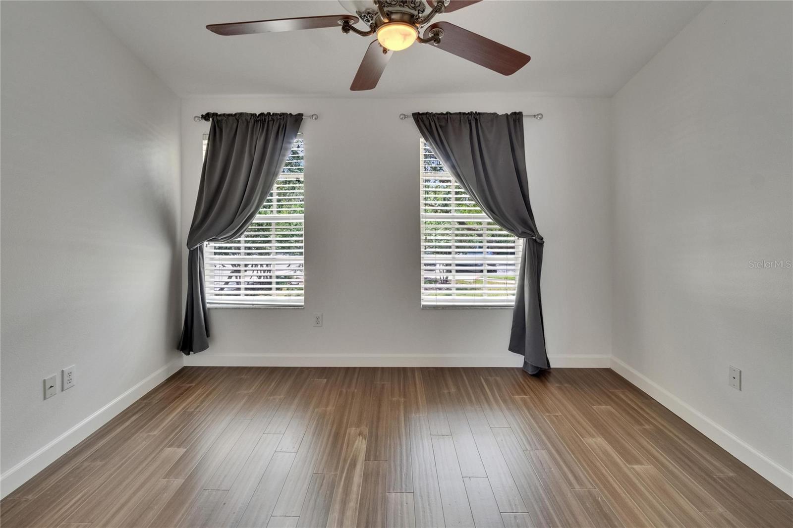 Image 38 of 55 For 9506 Harpender Way