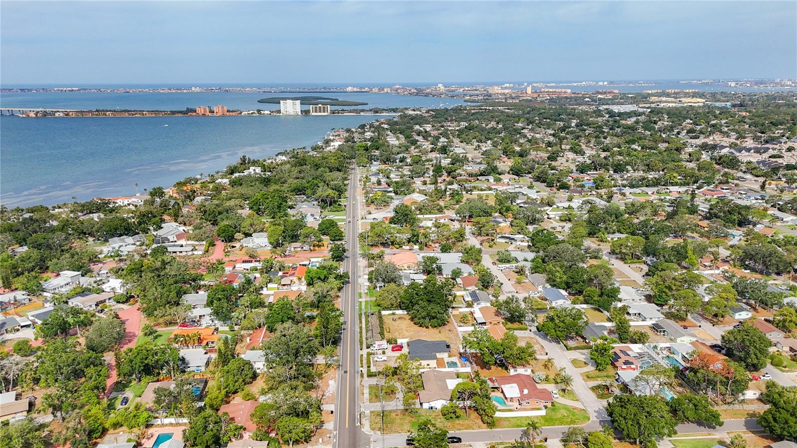 Image 59 of 62 For 2001 Pinellas Point Drive S
