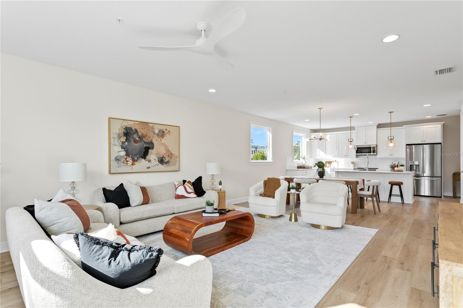 Image 16 of 40 For 208 Frances Avenue 3