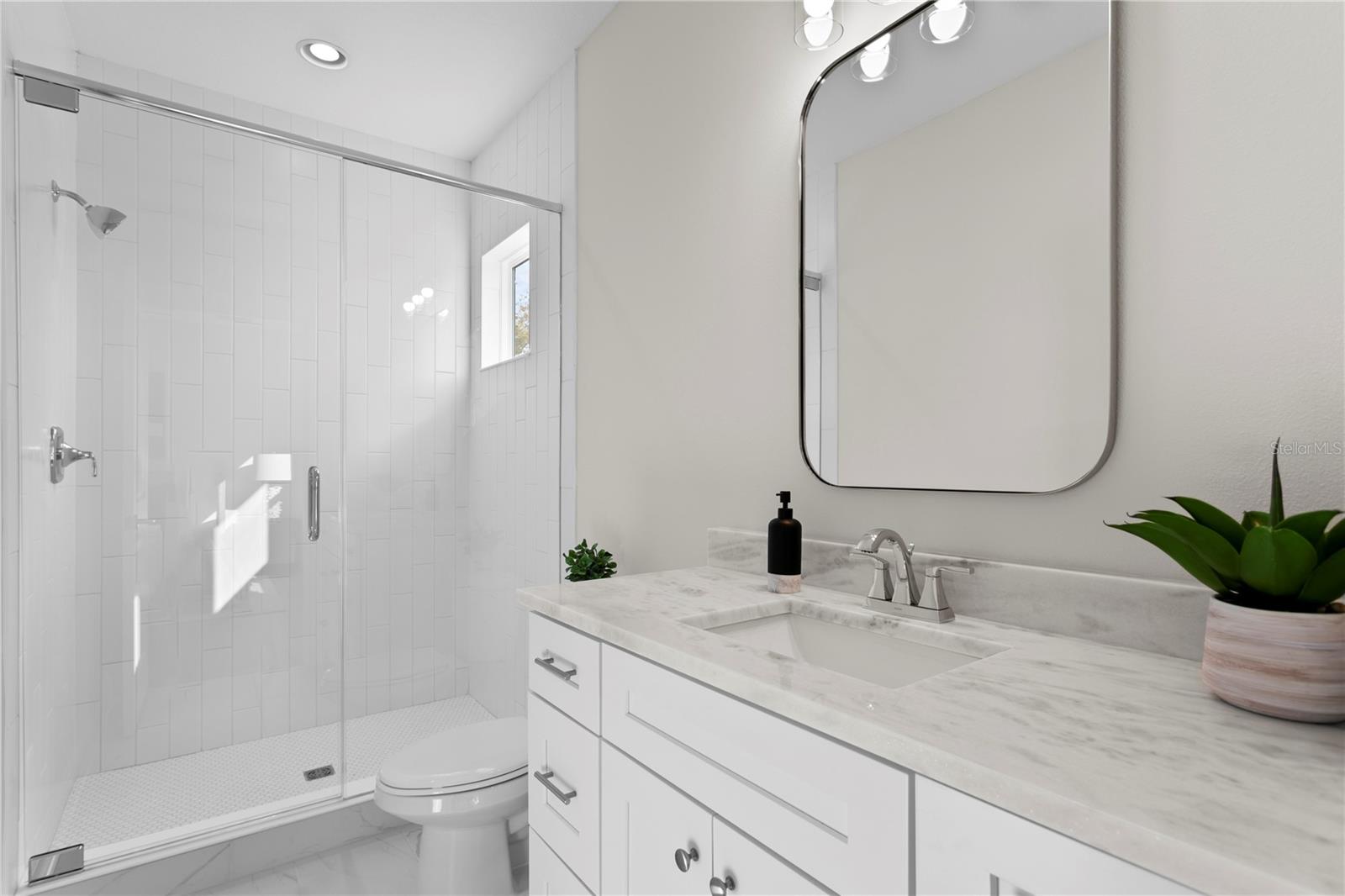 Image 35 of 40 For 208 Frances Avenue 3