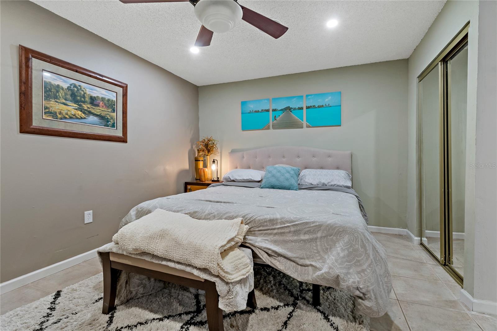 Image 12 of 27 For 5036 Glenhurst Lane
