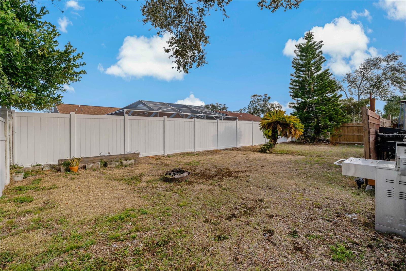 Image 22 of 27 For 5036 Glenhurst Lane